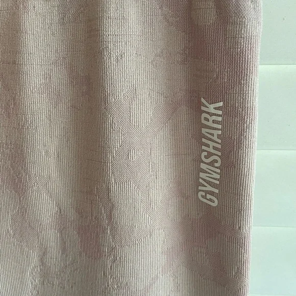 baby pink pattern gymshark leggings! excellent condition! - Picture 2 of 5